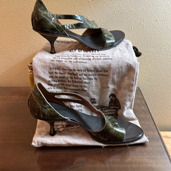 Cydwoq open toed sandal - Picture 4 of 7